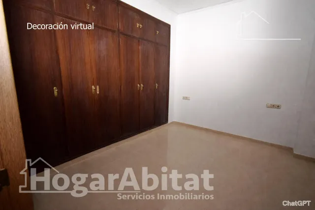 ESPACIOSA CASA CON TERRAZA Y GARAJE — 21