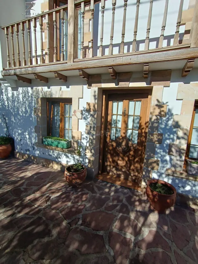 CASA PAREADA EN MIENGO CON AMPLIA PARCELA - foto 2