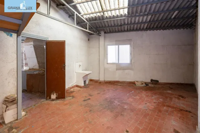 Edificio con gran potencial de desarrollo residencial en Zaidín – Granada — 50