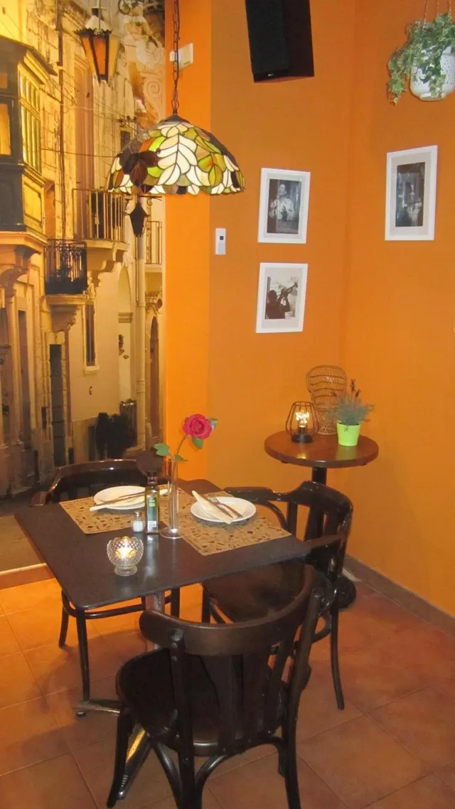 En traspaso Cafetería-Restaurante céntrico en Quart de Poblet — 13