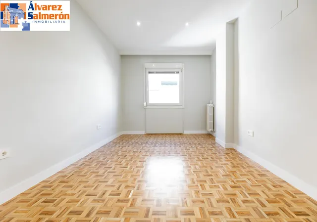 PISO DE 5 DORMITORIOS EN CALLE RECOGIDAS — 17