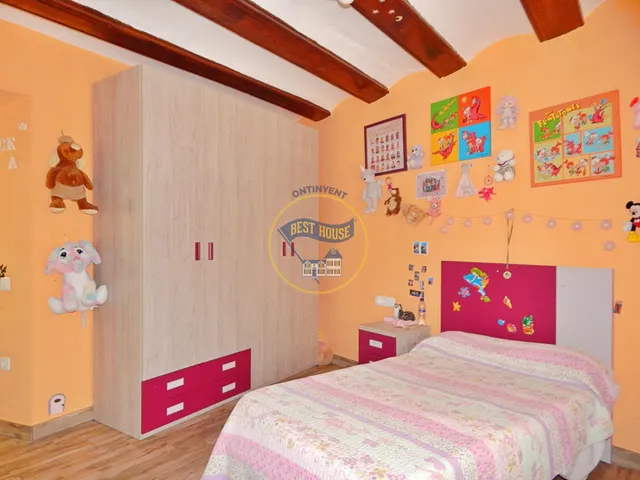 CASA CON VISTAS ESPECTACULARES EN CASCO ANTIGUO DE BOCAIRENT (VALENCIA) — 32