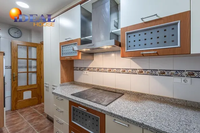Piso en venta en Santa Fe con garaje y terraza. — 8