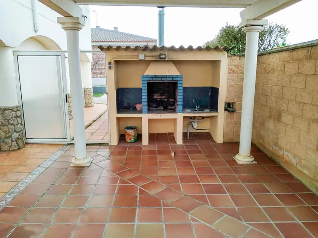 Urbis te ofrece un chalet independiente en venta en Castellanos de Villiquera, Salamanca. — 13