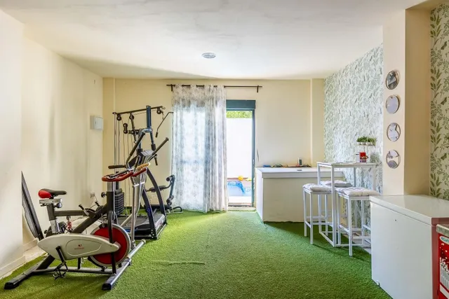 Chalet adosado en Calle Carmona, Tiro de Línea, Sevilla — 7