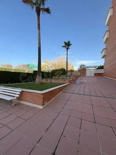 * * SE ALQUILA PISO EN AVENIDA GARCIA LORCA , BARRIO DE LOS  - foto 2