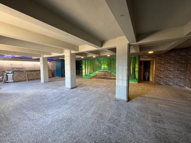 LOCAL EN VENTA. ZONA PRÓXIMA ESTACIÓN INTERMODAL - foto 5