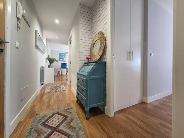 Se pone a la venta bajo con terraza y jardin  de dos habitaciones , garaje y piscina comunitaria — 10