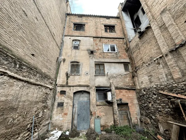 Edificio en Súria — 4