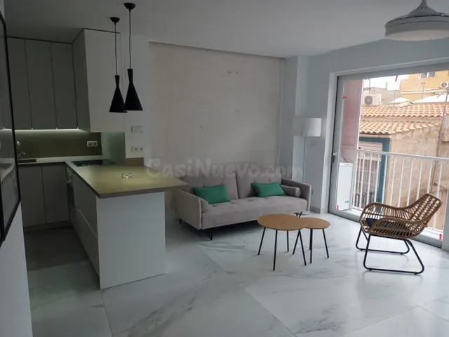 PISO REFORMADO EN EL CENTRO DE ALICANTE.