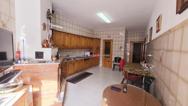 LOCAL Y PISO  EN VENTA EN EL VISO — 23