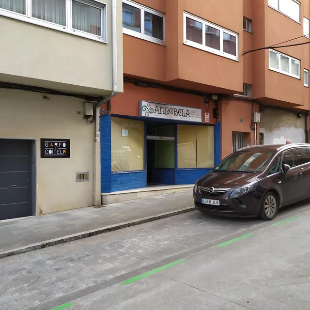 SE ALQUILA LOCAL COMERCIAL EN BELVIS — 8