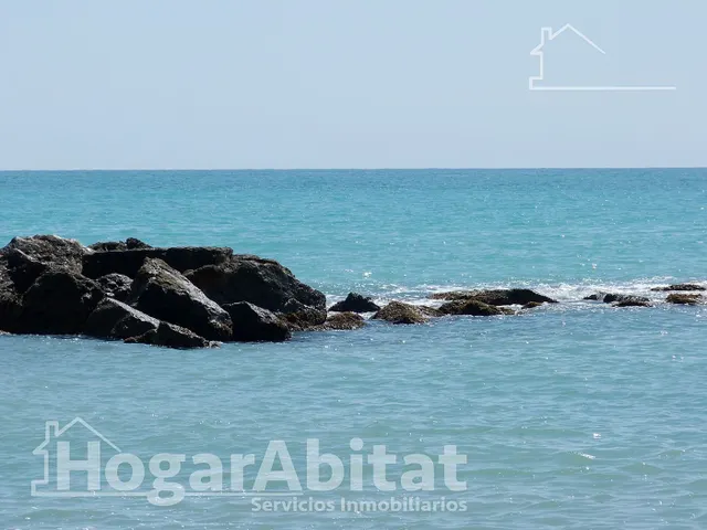 ¡Al lado mismo de la playa! Seminuevo con piscina, terraza y garaje — 33