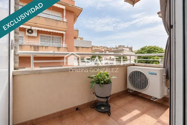 “Tu hogar ideal en Santa Maria – Fondo Sumella: práctico, luminoso y listo para entrar.” — 4