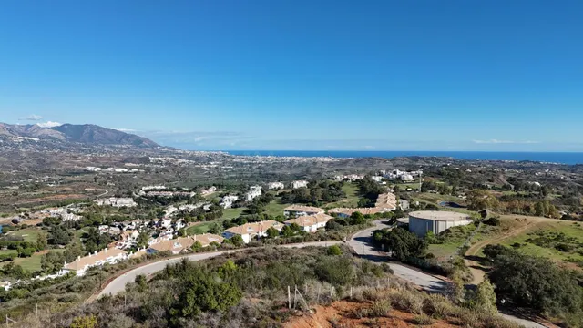 Gran parcela de 11069m2 para diferentes opciones 5 villas/2  - foto 2