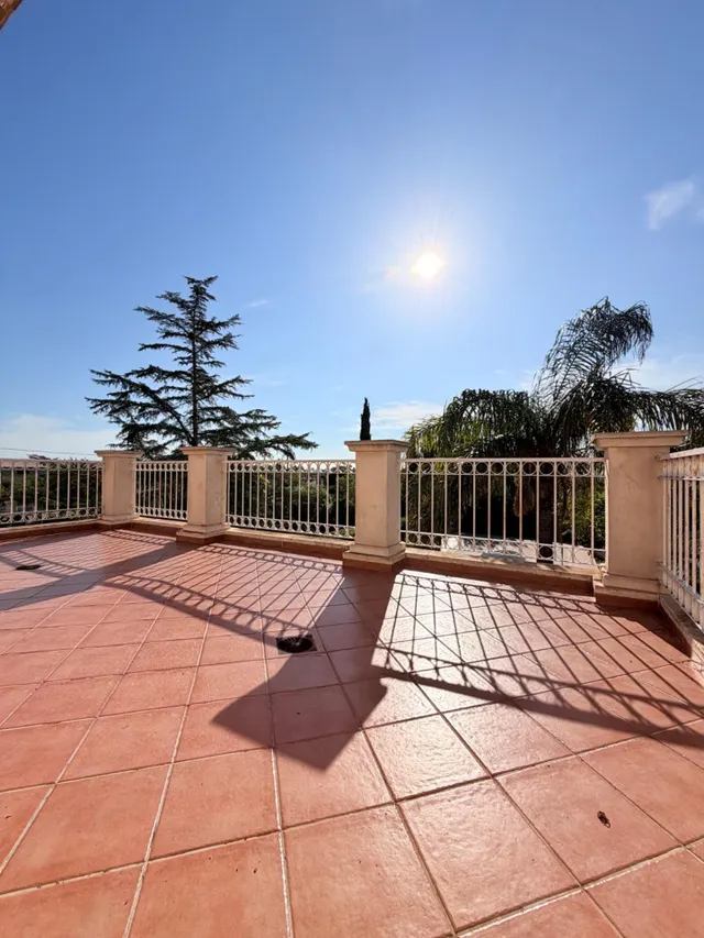 CHALET EXCLUSIVO EN ALZABARES ELCHE, CON PISCINA, ALTAS CALIDADES Y A SOLO 2 KM DEL HOSPITAL — 8