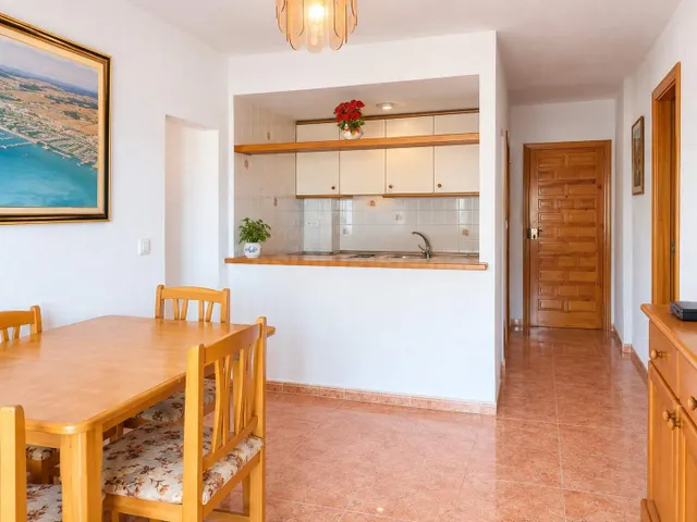 PISO EN VENTA EN PRIMERA LÍNEA DE PLAYA – BELLREGUARD - foto 2