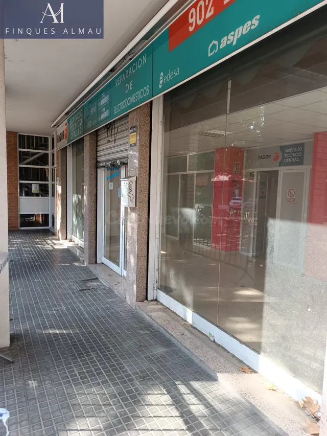 Local Comercial Amplio en Ubicación Estratégica - foto 5