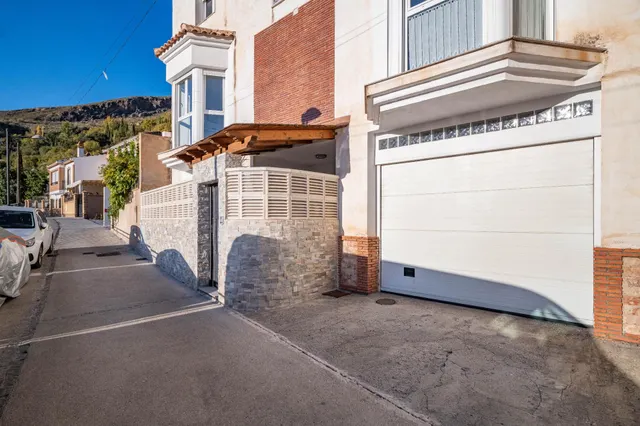 Amplísima casa en Güejar Sierra con espectaculares vistas — 22