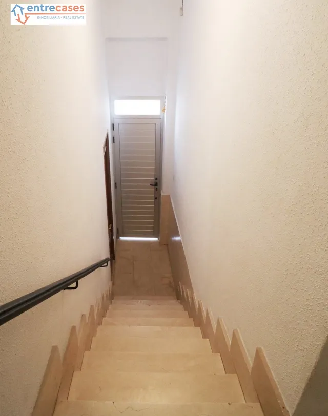 CASA INDEPENDIENTE CENTRO QUART DE LES VALLS — 26