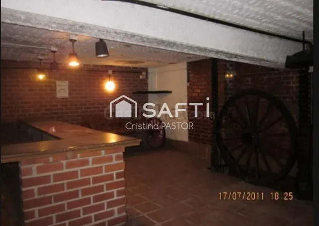 Solar con bodegas y patio para vivienda o negocio - foto 2