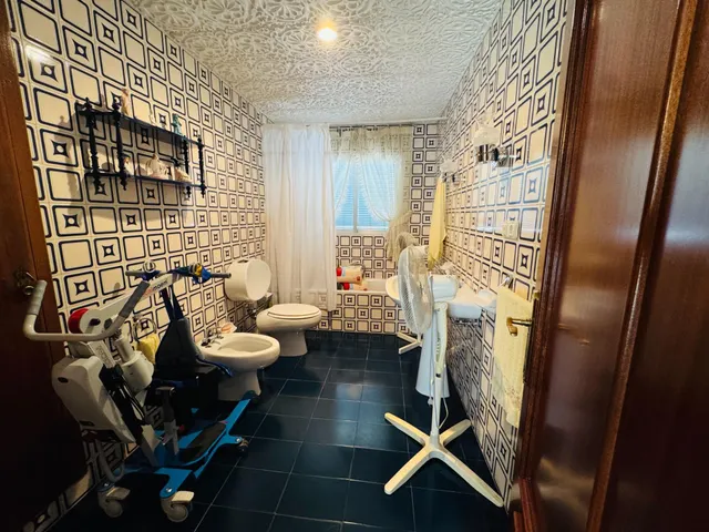 Magnífica casa en venta en Avenida Granada, Pulianas — 24
