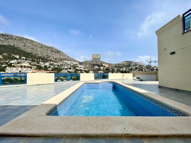 VILLA INDEPENDIENTE CON VISTAS A LA MONTAÑA EN ALTEA HILLS — 6