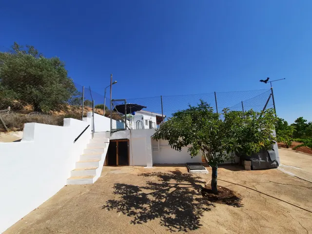 EXCELENTE CHALET EN MONTEALEGRE DEL CASTILLO — 22