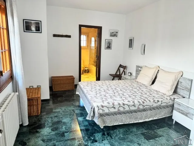 Casa de pueblo en el pueblo ampordanés de Torroella de Montgrí — 17