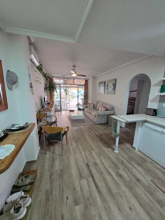 Precioso apartamento totalmente reformado con gran terraza — 7