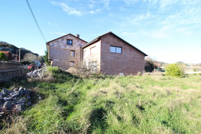 CHALET UNIFAMILIAR EN ESCOBEDO DE CAMARGO EN PARCELA DE 1400 METROS. — 11