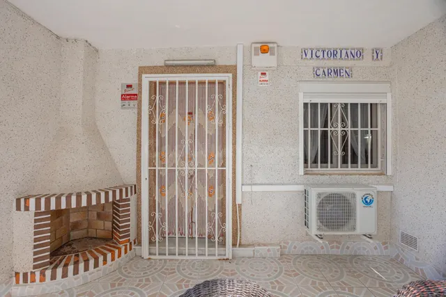 Bungalow en planta baja a 400 metros de la Playa de Los Náufragos — 6