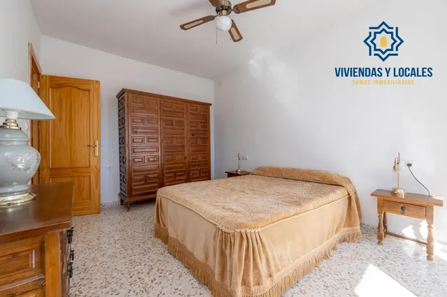 Encantadora casa en El Fargue, Granada. — 35