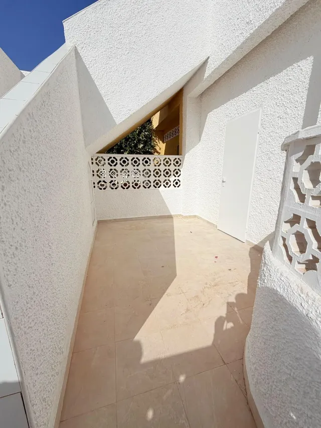 BUNGALOW REFORMADO CON TERRAZA Y TRASTERO EN LOS NAREJOS — 11