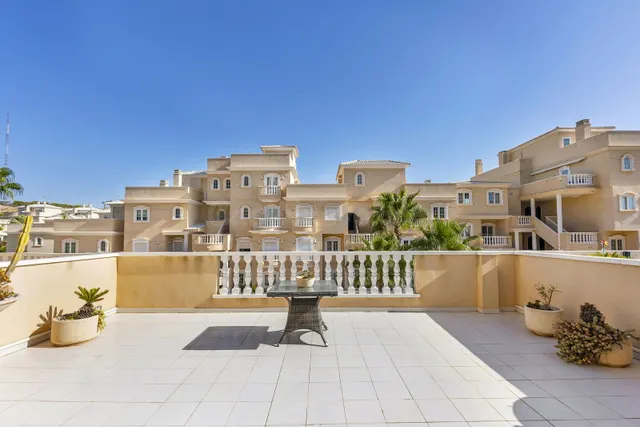 Apartamento 2 habitaciones 112m² en venta - Urbanizaciones - foto 4
