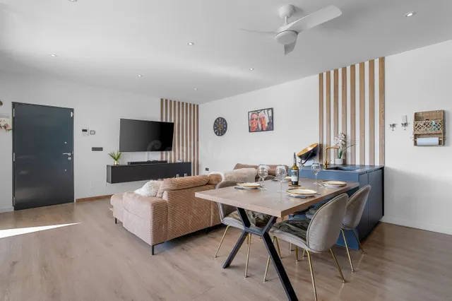 VILLA DE 4 DORMITORIOS Y 2 BAÑOS EN FORTUNA (MURCIA) — 2