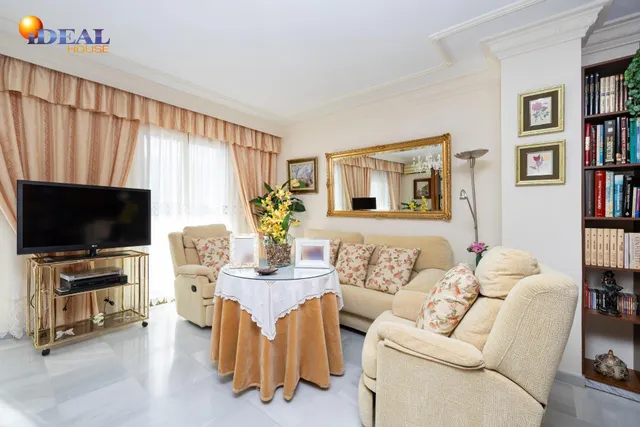 Casa de 6 dormitorios con piscina privada, terrazas y espectaculares vistas en Órgiva – Granada — 14