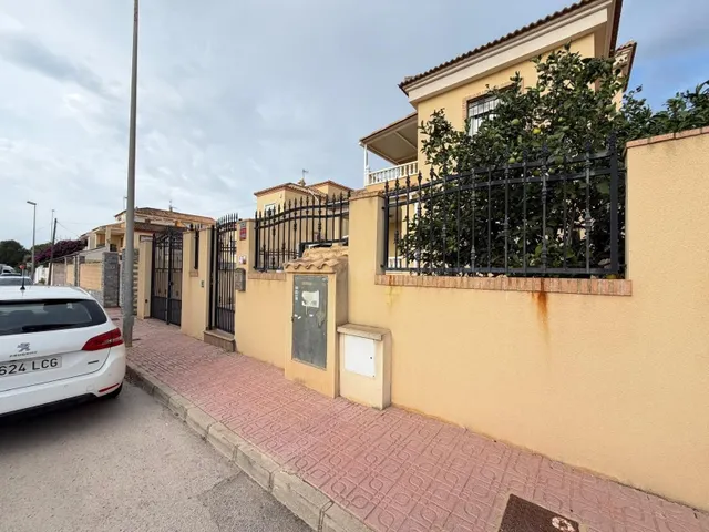 Villa 4 habitaciones 133m² en venta - Lomas de Don Juan - foto 2