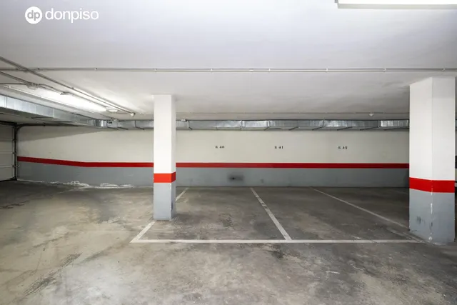 Apartamento tipo loft con garaje incluido y piscina en zona Parque Lagos — 29