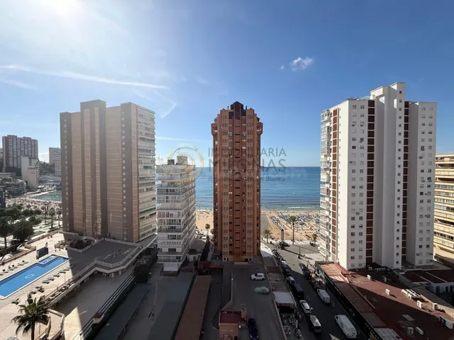 ÁTICO REFORMADO EN VENTA EN SEGUNDA LÍNEA DE LA PLAYA DE LEV