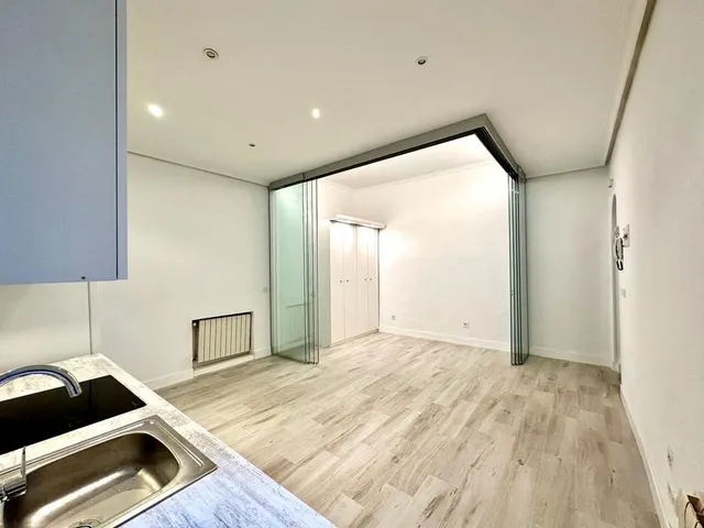 Planta baja 1 habitación 72m² en alquiler - Centro — 14
