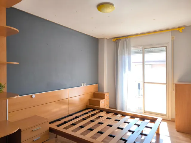 Excepcional vivienda en violant d'hongria con parking doble, trastero y zona comunitaria — 31