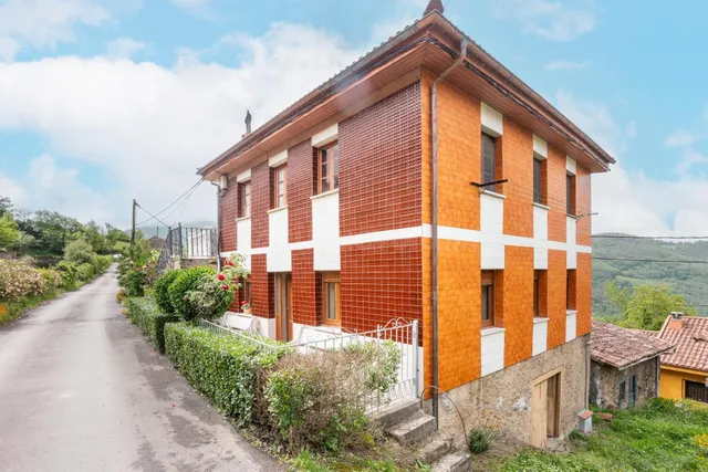 PISO BAJO + SEMI-SÓTANO EN VENTA EN CASORVIDA (LENA) — 2