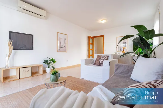 CASA ADOSADA DE 3 habitaciones DOBLES - LA POBLA DE MONTORNES — 13