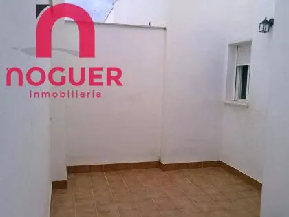 CASA EN GUADALCAZAR DE DOS PLANTAS — 18