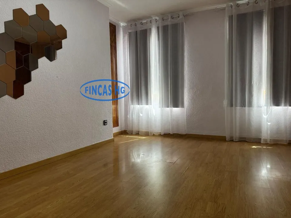 vivienda junto al museo Marq