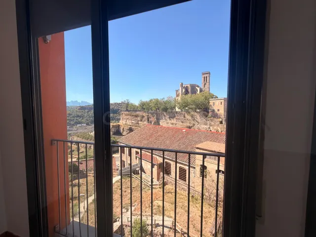 Oportunidad de alquiler en la zona de la Clínica Sant Josep – Piso impecable de 3 hab — 3