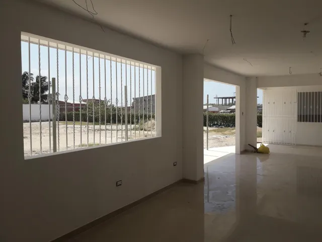 Casa con terreno 200m² en venta - Tierra Baja — 7