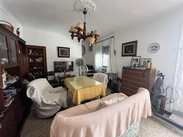 Casa 7 habitaciones 278m² en venta - Salesianos - foto 3