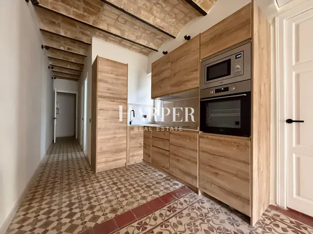 Piso reformado con elementos originales en el corazón de Vila de Gràcia 3hab — 18